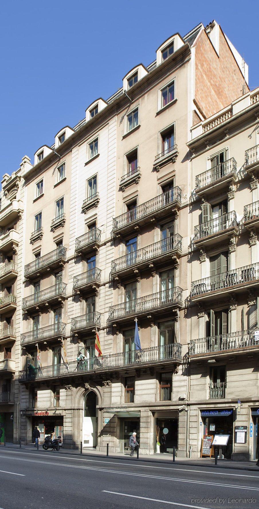 فندق برشلونةفي  إيلونيون ألميرانتي المظهر الخارجي الصورة